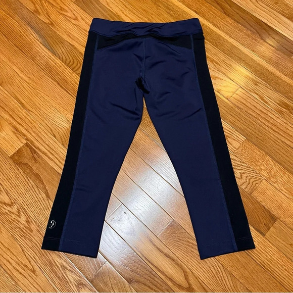 Zumba Wear XSpicy Navy Blue Capri Leggings - Size XS - VGUC - Navy Blue/Black - Picture 9 of 10